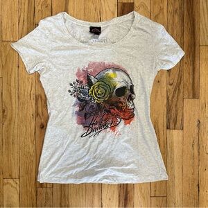 New and Unworn Harley-Davidson Women's Heather White Skull Graphic Tee